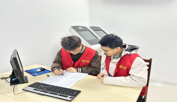 以學(xué)習(xí)強(qiáng)本領(lǐng)，以實(shí)干創(chuàng)佳績(jī)